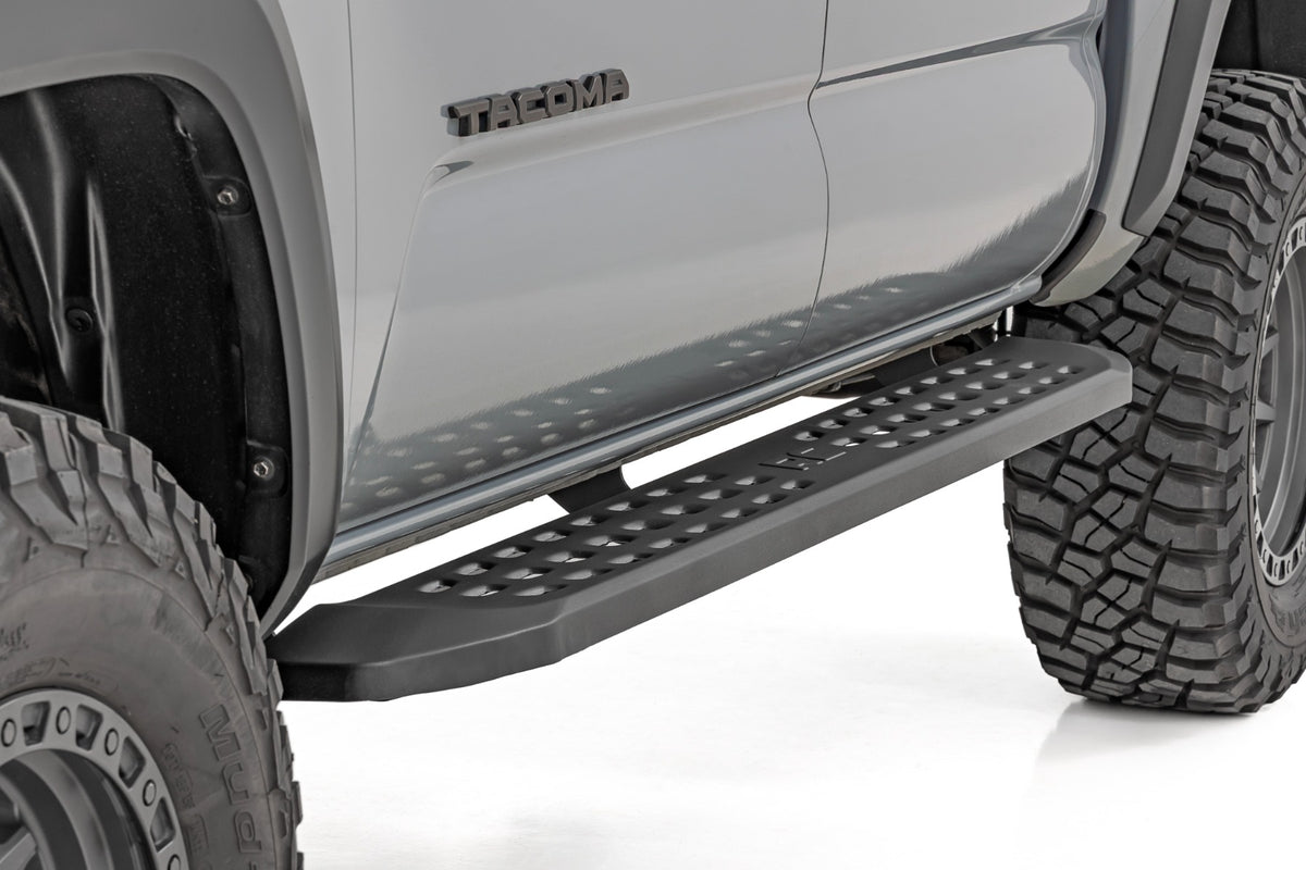 Rough Country RPT2 Running Board Double Cab | Black | Toyota Tacoma 2WD/4WD (2016-2023)