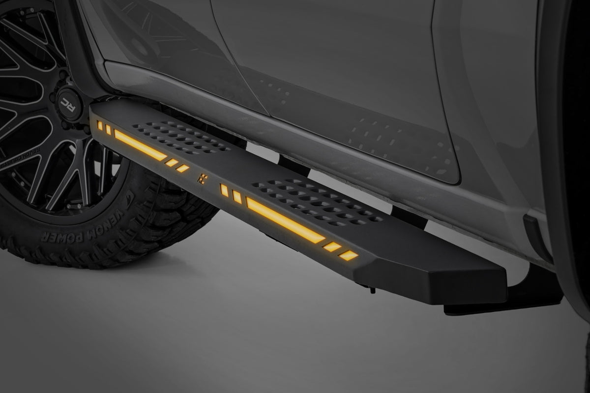 Rough Country AC2 Running Boards Amber/White | Crew Cab | Chevy/GMC 1500/2500HD/3500HD (19-26)
