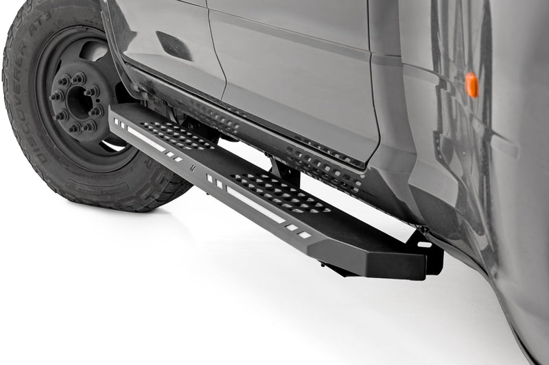 Rough Country AC2 Running Boards Amber/White | Crew Cab | Ram 1500/2500/3500 2WD/4WD (2010-2025 & Classic)