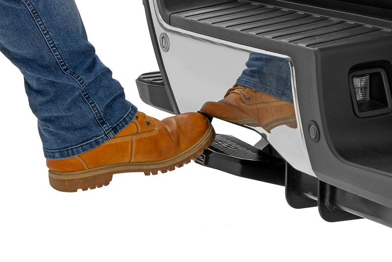 Rough Country Retractable Bed Step Manual Pull | Ford F-250/F-350 Super Duty (23-26)