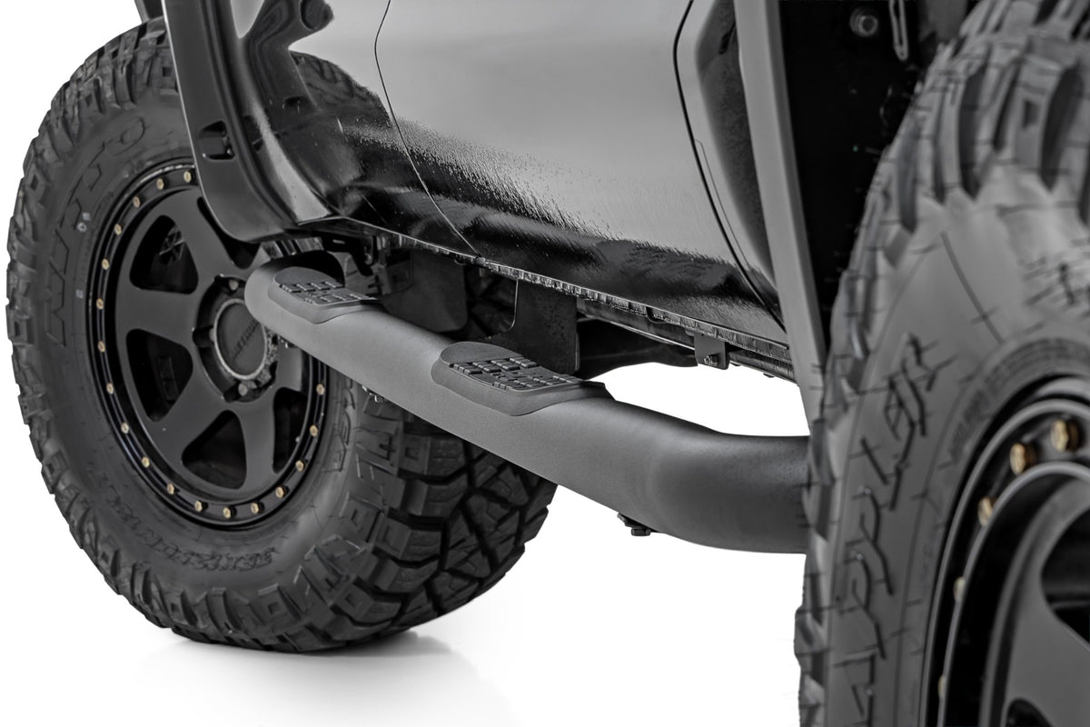 Rough Country Nerf Steps 3-Inch Tube | CrewMax | Toyota Tundra 4WD/2WD (2007-2021)