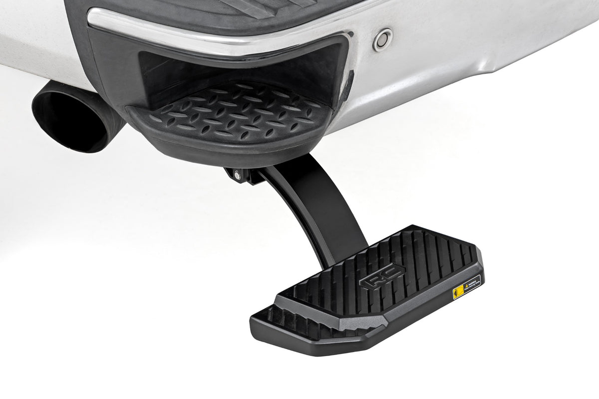 Rough Country Retractable Bed Step Manual Pull | Chevy/GMC 1500 (14-18 & Classic)