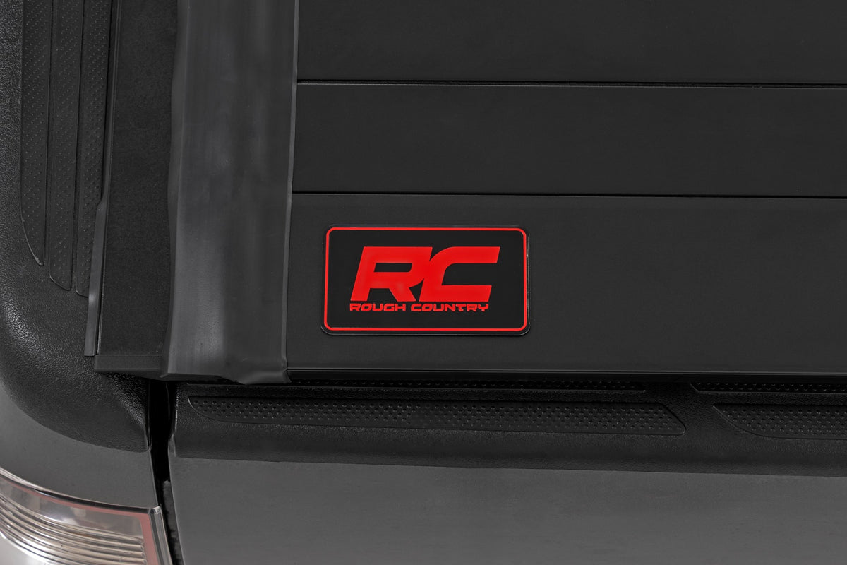 Rough Country Hard Roll Up Bed Cover 5' Bed | Toyota Tacoma 2WD/4WD (2005-2015)