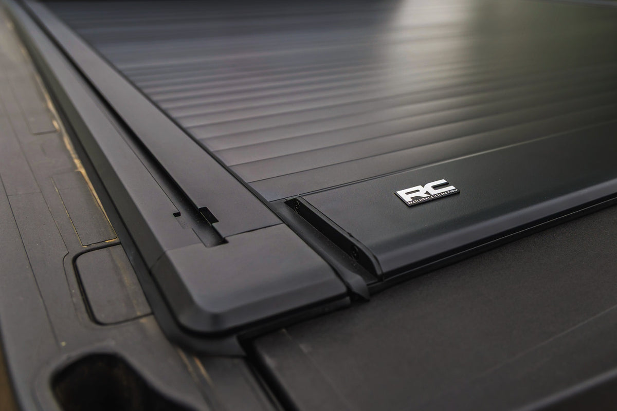 Rough Country Manual Retractable Bed Cover 6'10