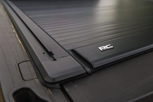 Rough Country Manual Retractable Bed Cover 6'10
