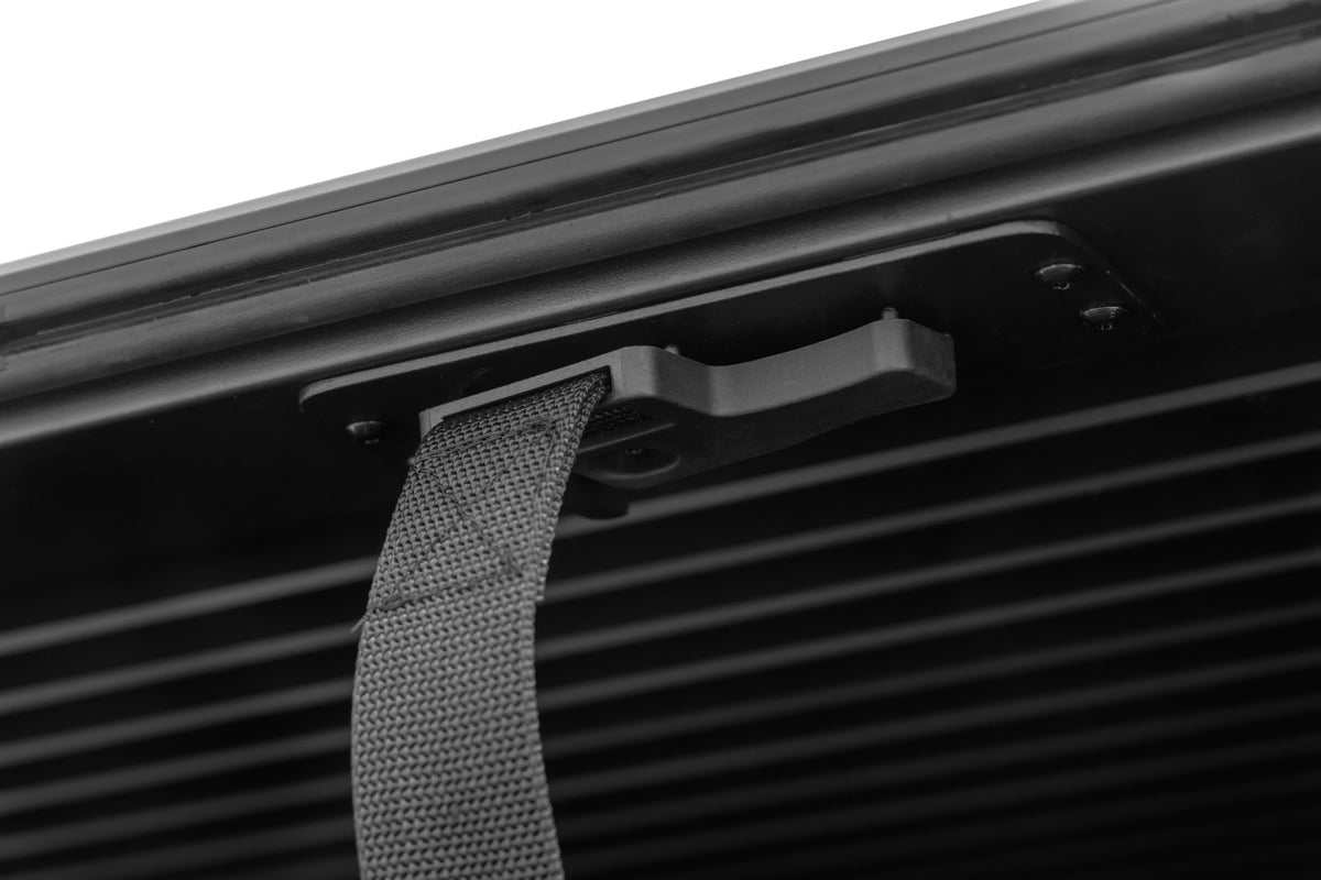 Rough Country Manual Retractable Bed Cover 5'10