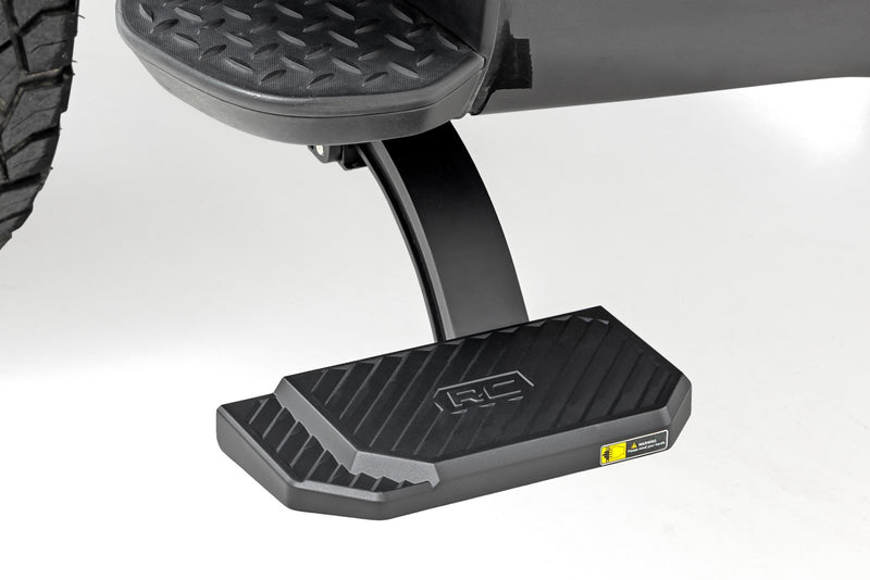 Rough Country Retractable Bed Step Manual Pull | Chevy/GMC 2500HD/3500HD (15-19)