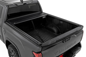 Rough Country Manual Retractable Bed Cover 5'7