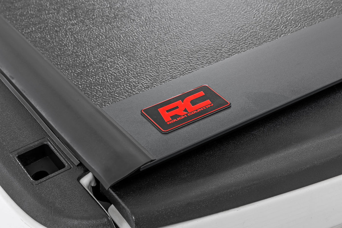 Rough Country Hard Low Profile Bed Cover | Ram 1500 (10-18)/2500 (10-26)