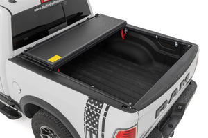 Rough Country Hard Low Profile Bed Cover | Ram 1500 (10-18)/2500 (10-26)