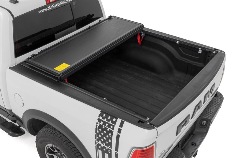 Rough Country Hard Low Profile Bed Cover | Ram 1500 (10-18)/2500 (10-26)