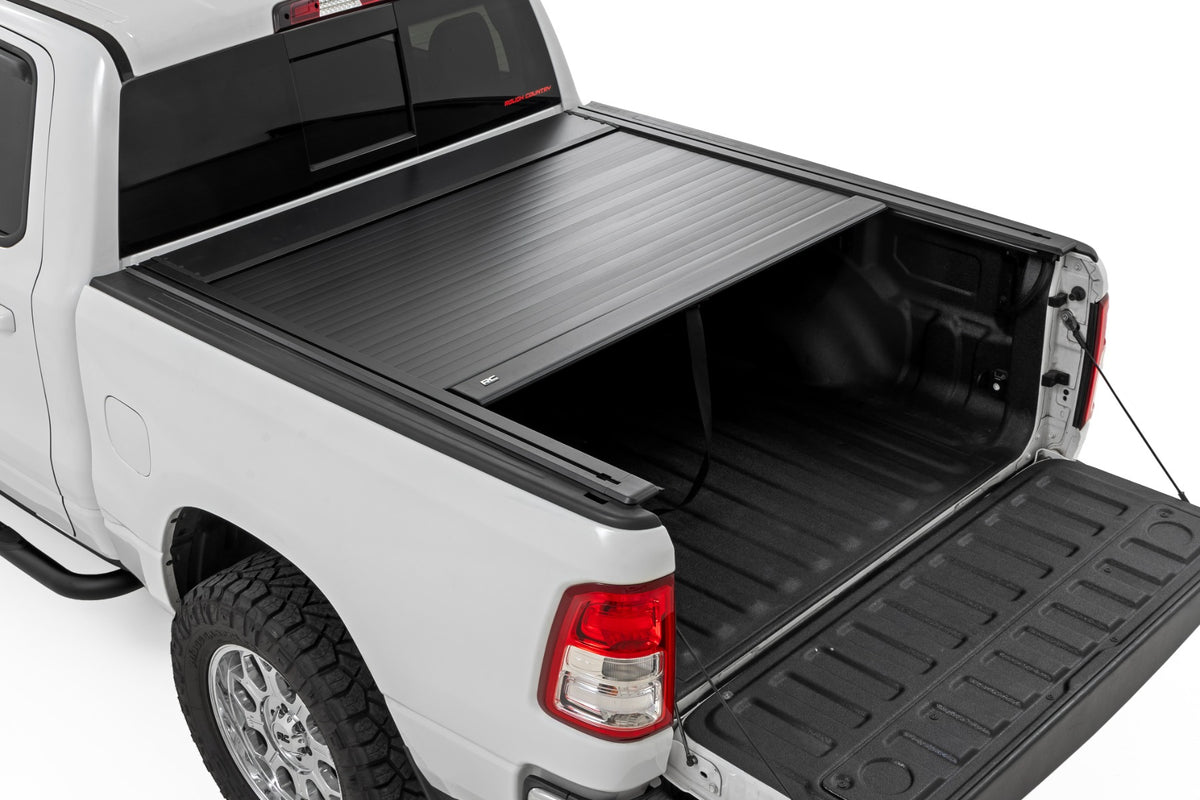 Rough Country Manual Retractable Bed Cover 5'7