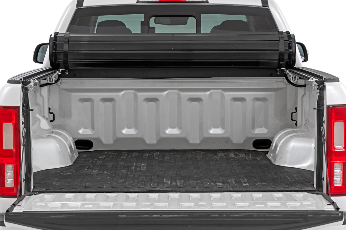 Rough Country Hard Roll Up Bed Cover 5' Bed | Ford Ranger 2WD/4WD (2019-2023)