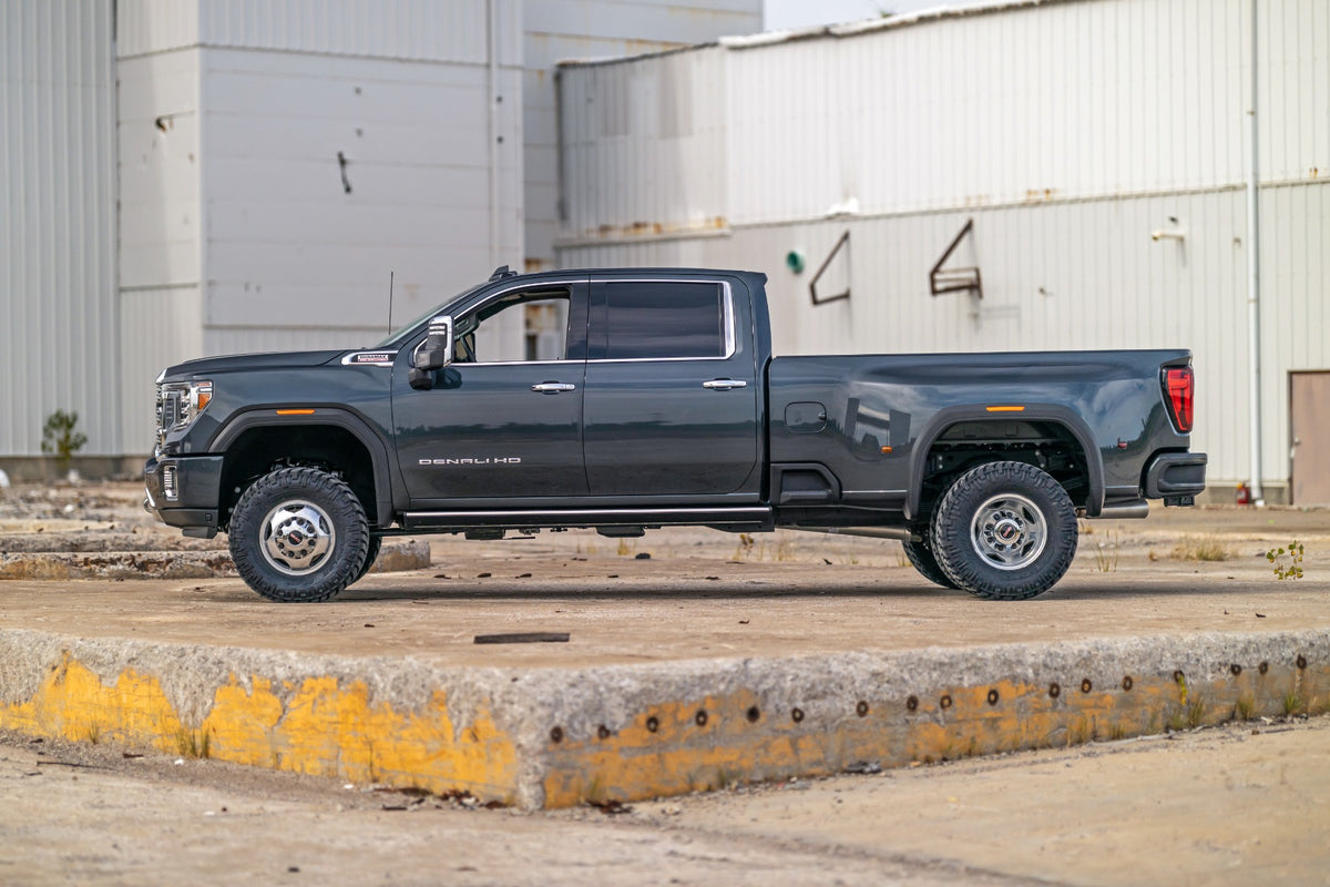 Rough Country 3 Inch Lift Kit Dually | Chevy/GMC Sierra 3500 HD/Silverado 3500 HD 2WD/4WD (20-26)