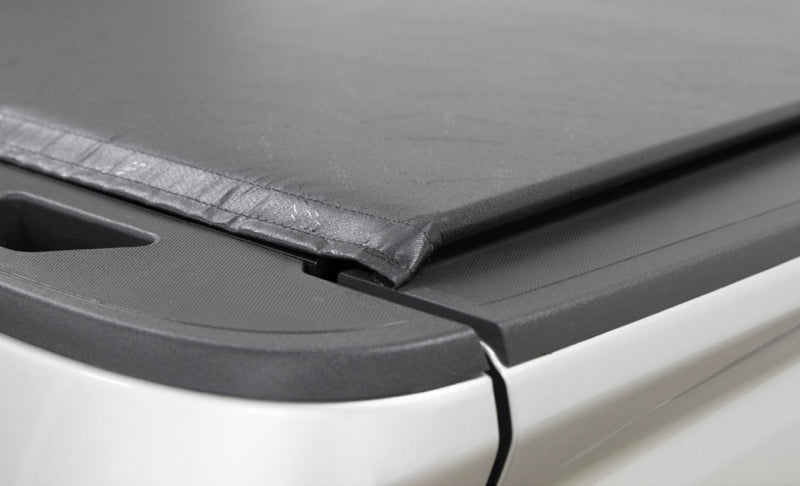 Access 2019+ Chevy/GMC 1500 5ft 8in Bed (w/o Bedside Storage)Vanish Roll-Up Cover - Vinyl
