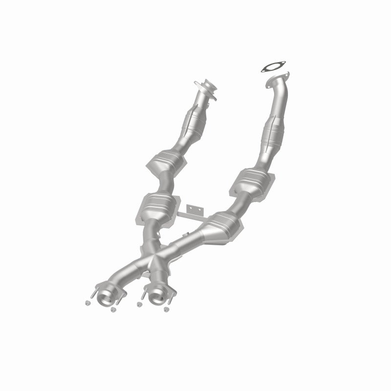 MagnaFlow Direct Fit Catalytic Converter 96-98 Mustang 4.6L 6-Cats