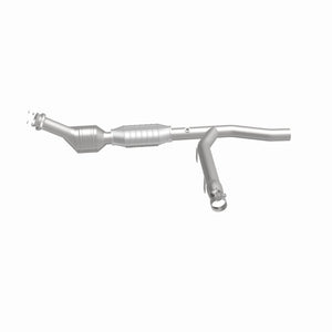 MagnaFlow Direct Fit Catalytic Converter 97-98 Ford Trucks 4.2L