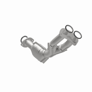 MagnaFlow Direct Fit Catalytic Converter 01-04 Tacoma 2.7L front 49S