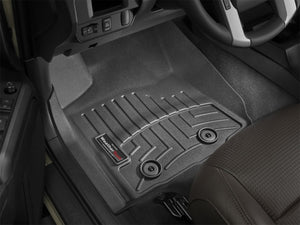 WeatherTech 16+ Toyota Tacoma Double Cab (Auto Trans Only) Front FloorLiner - Black