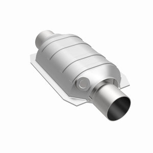 MagnaFlow Universal Catalytic Converter 2.5in. W/O2 OEM