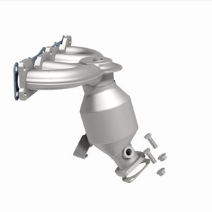 MagnaFlow 14-15 Hyundai Tucson 2.4L California Grade CARB Compliant Direct-Fit Catalytic Converter