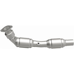 MagnaFlow Direct Fit Catalytic Converter 10-12 Chevy Camaro 6.2L P/S (49 State)