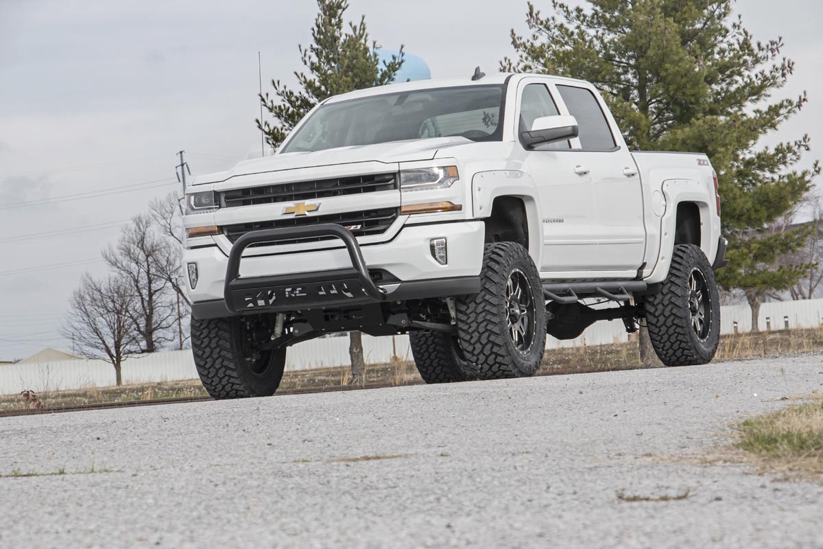 Rough Country 7 Inch Lift Kit | Chevy/GMC 1500 (14-18)
