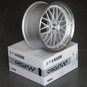 Circuit Performance CP30 Silver 5x112 | 18x9 | +35mm / 6.38