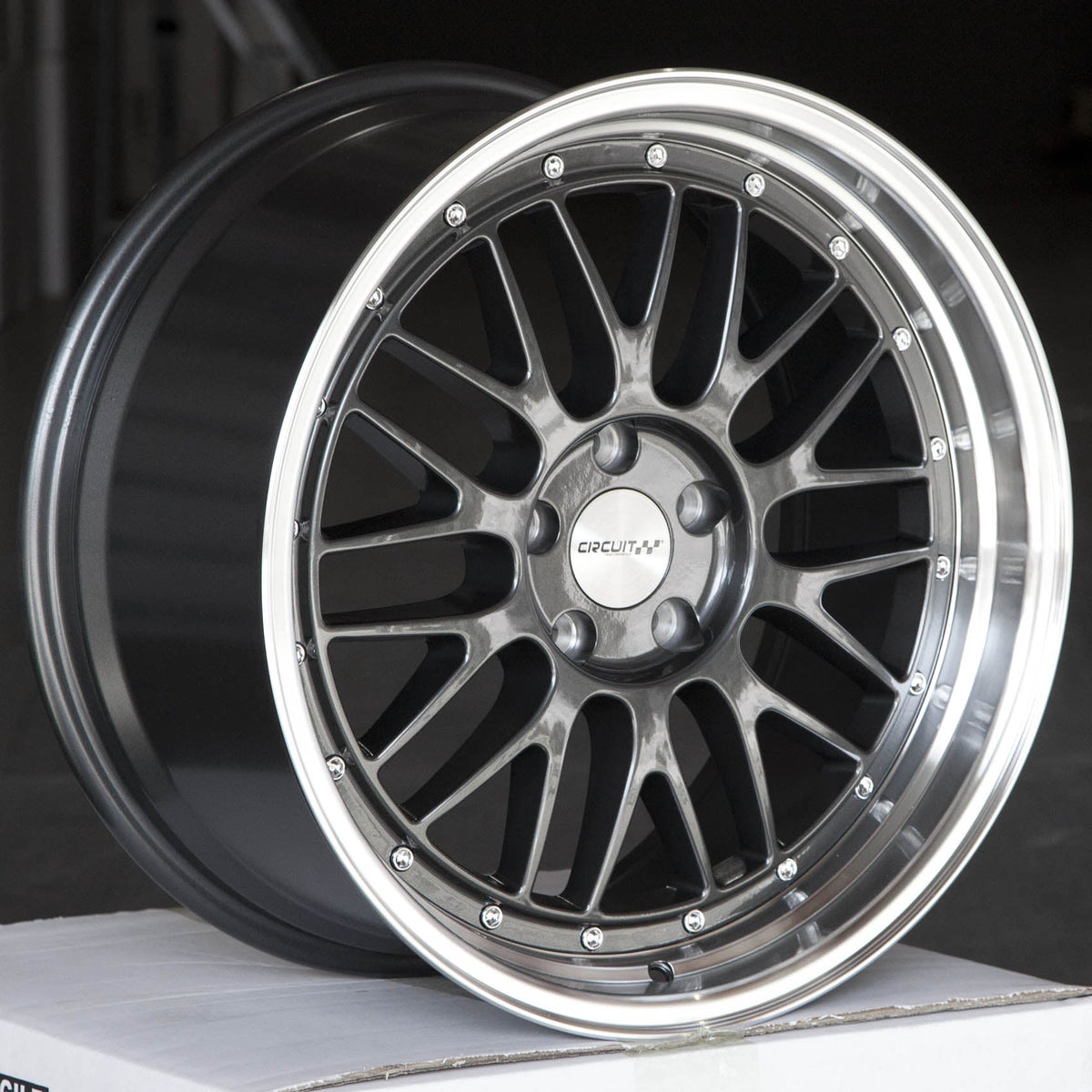 Circuit Performance CP30 Gloss Gunmetal 5x112 | 19x9.5 | +35mm / 6.63