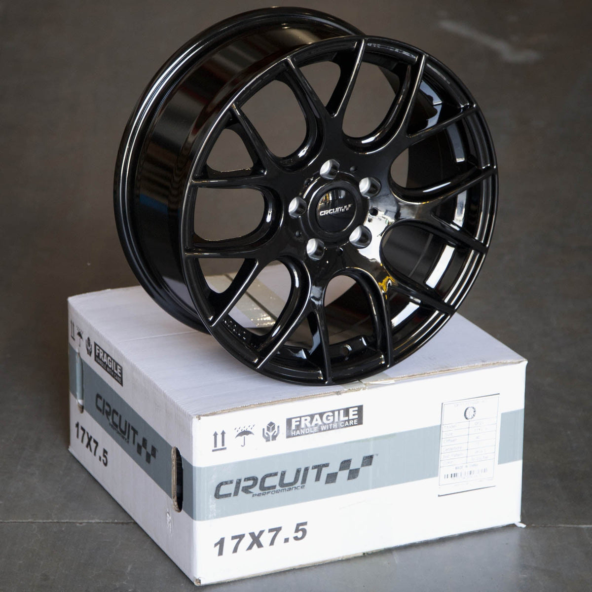 Circuit Performance CP31 Full Gloss Black 5x114.3 | 17x7.5 | +40mm / 5.82