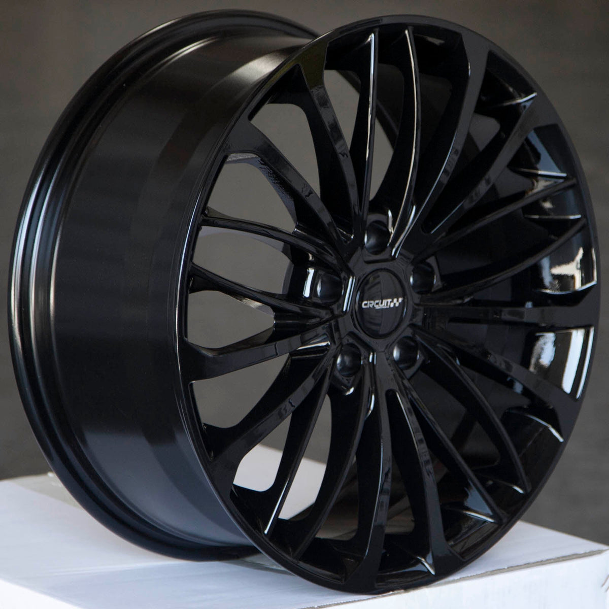 Circuit Performance CP36 Full Gloss Black 5x112 | 18x8 | +40mm / 6.07