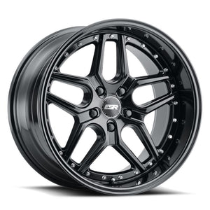 ESR CS15 18x8.5 5x114.3 +35 GLOSS BLACK