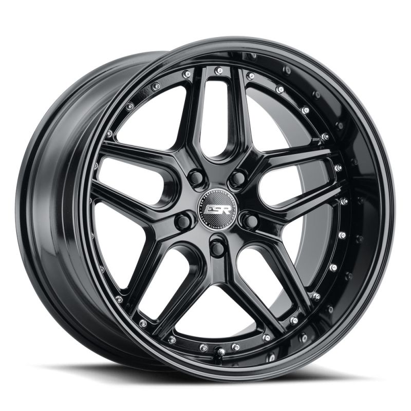 ESR CS15 18x8.5 5x114.3 +35 GLOSS BLACK