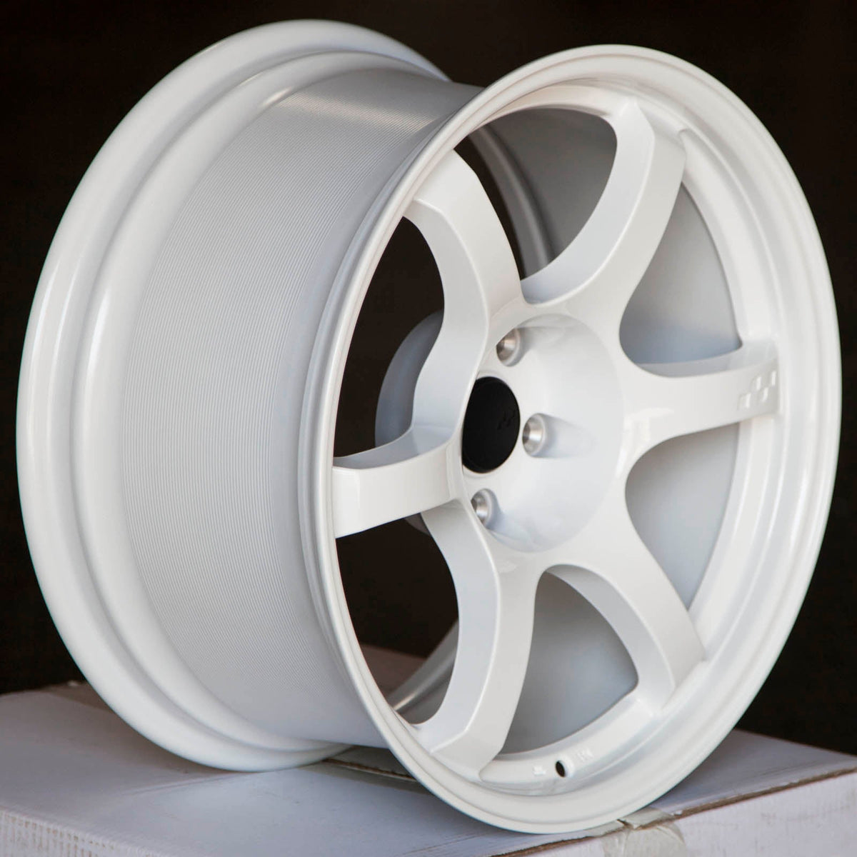 Circuit Performance CSF1 Gloss White 5x120 | 18x9.5 | +12mm / 5.72