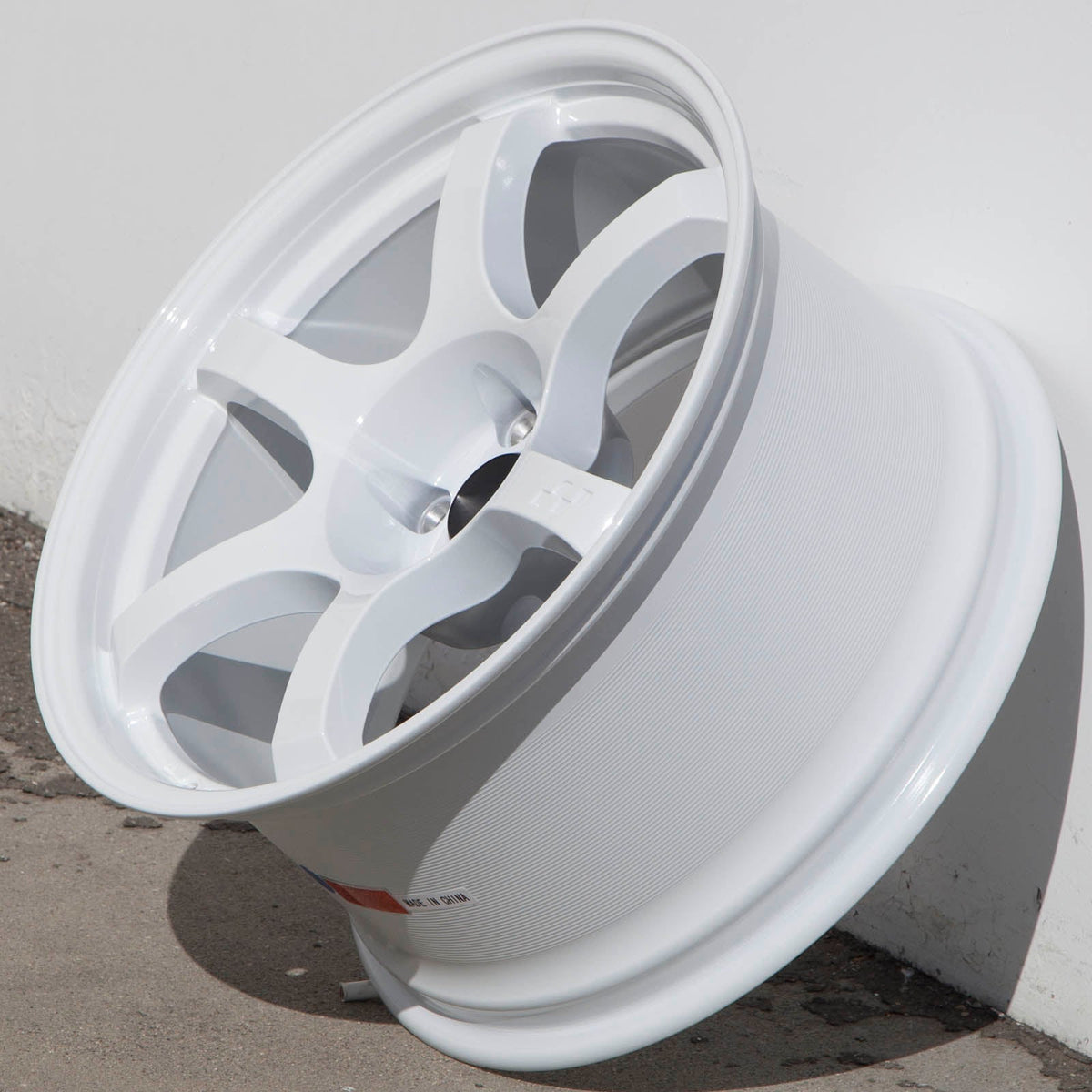 Circuit Performance CSF1 Gloss White 5x120 | 18x9.5 | +12mm / 5.72