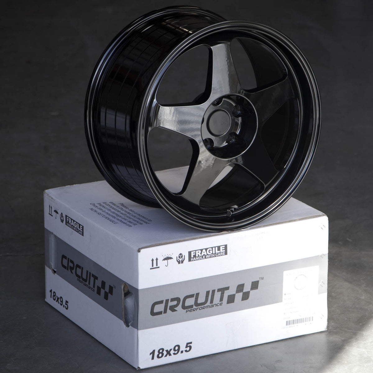 Circuit Performance CSF22 Gloss Black 5x114.3 | 18x9.5 | +38mm / 6.75
