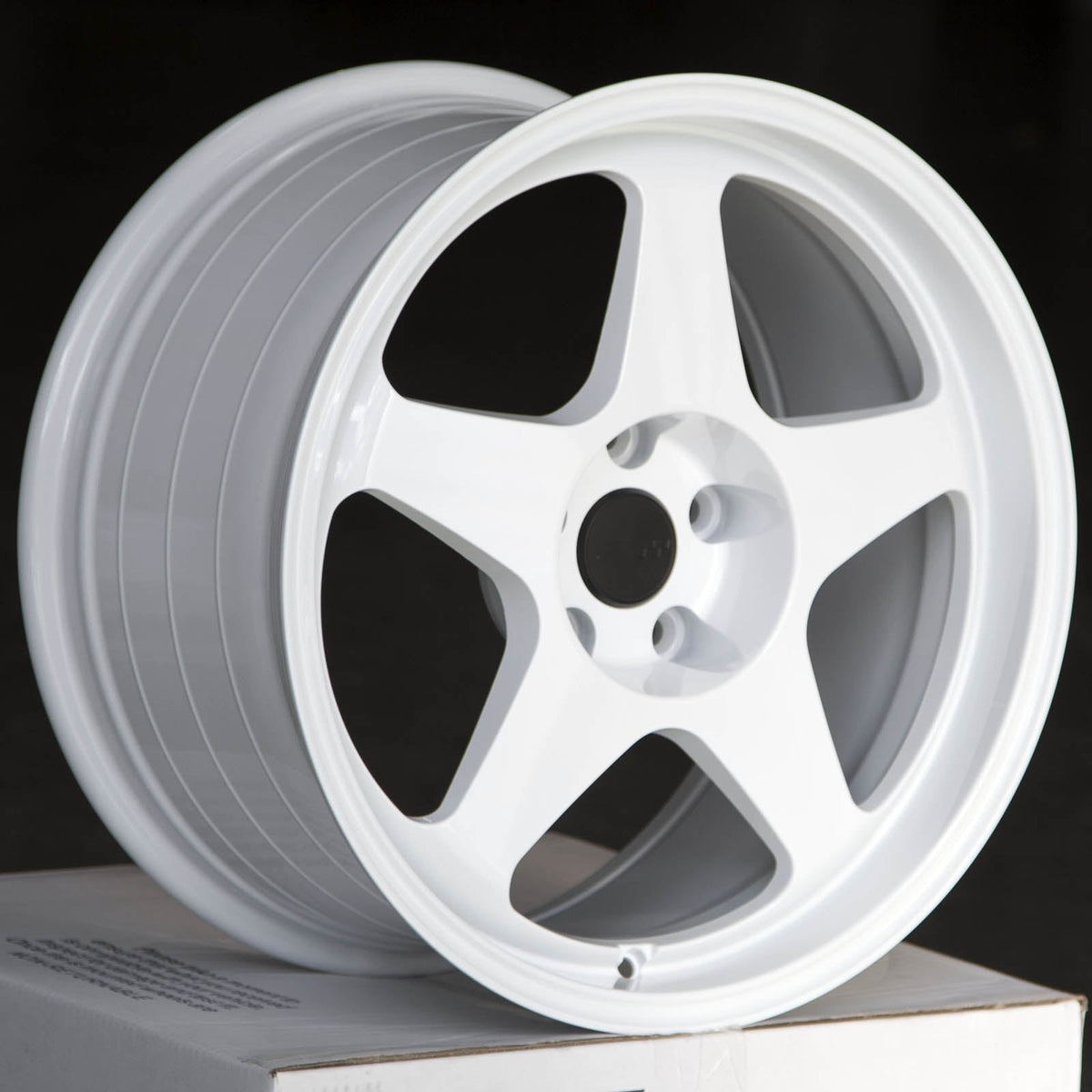 Circuit Performance CSF22 Gloss White 5x120 | 18x9.5 | +38mm / 6.75