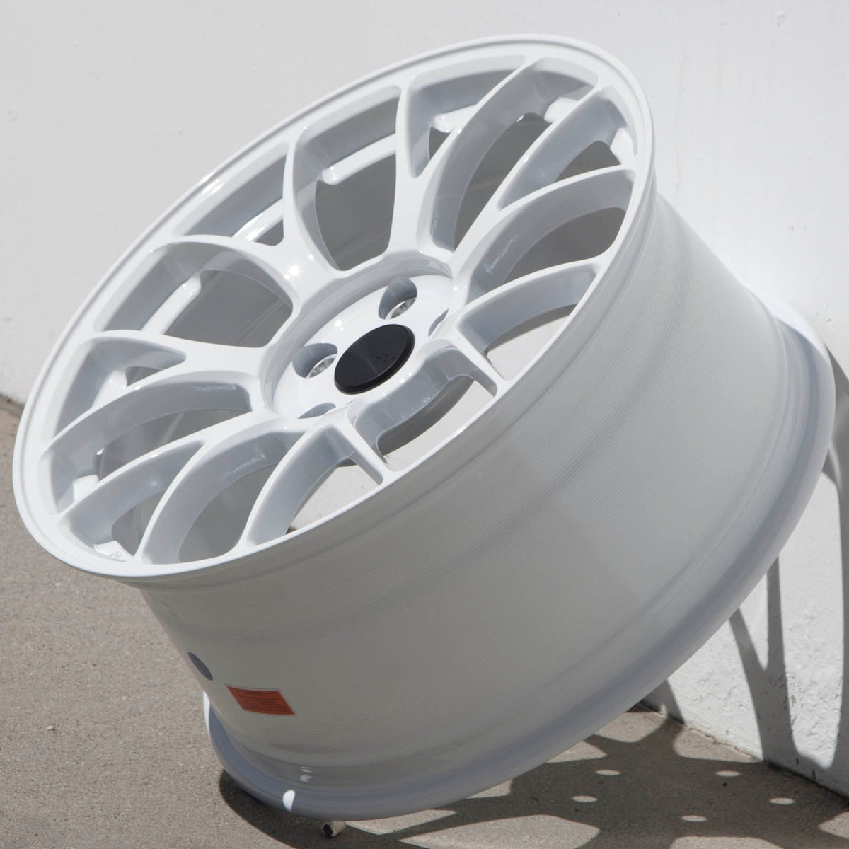 Circuit Performance CSF2 Gloss White 5x112 | 18x8.5 | +35mm / 6.13