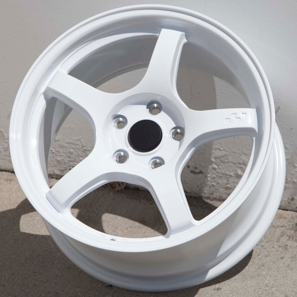 Circuit Performance CSF5 Gloss White 5x114.3 | 17x8 | +35mm / 5.88