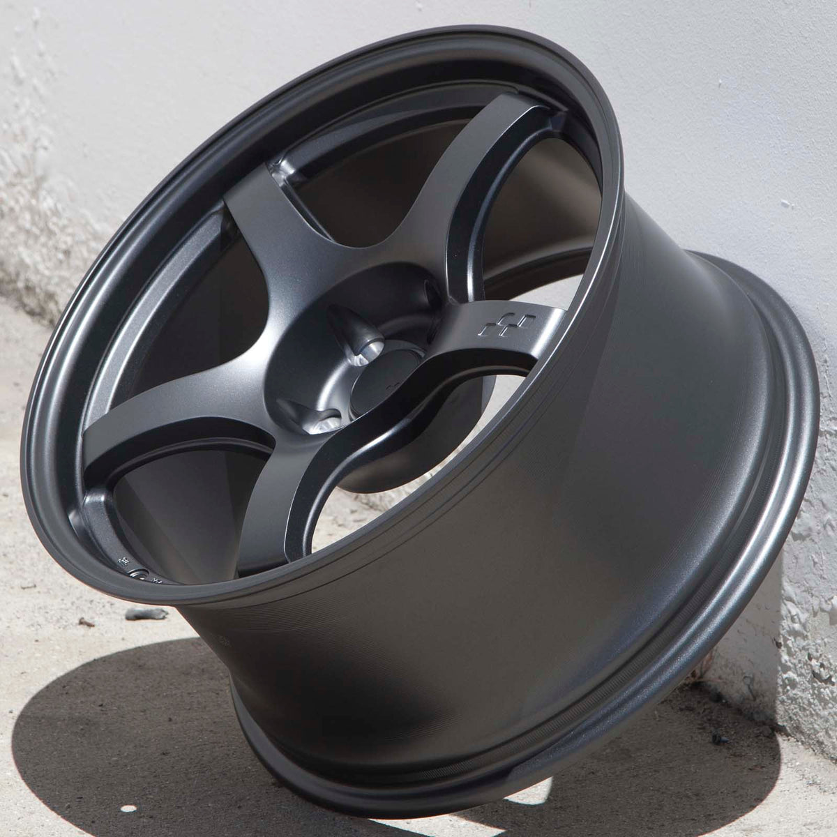 Circuit Performance CSF5 Matte Gunmetal 5x114.3 | 18x9.5 | +12mm / 5.72