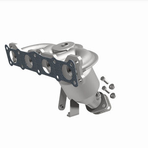 MagnaFlow 14-15 Hyundai Tucson 2.4L California Grade CARB Compliant Direct-Fit Catalytic Converter