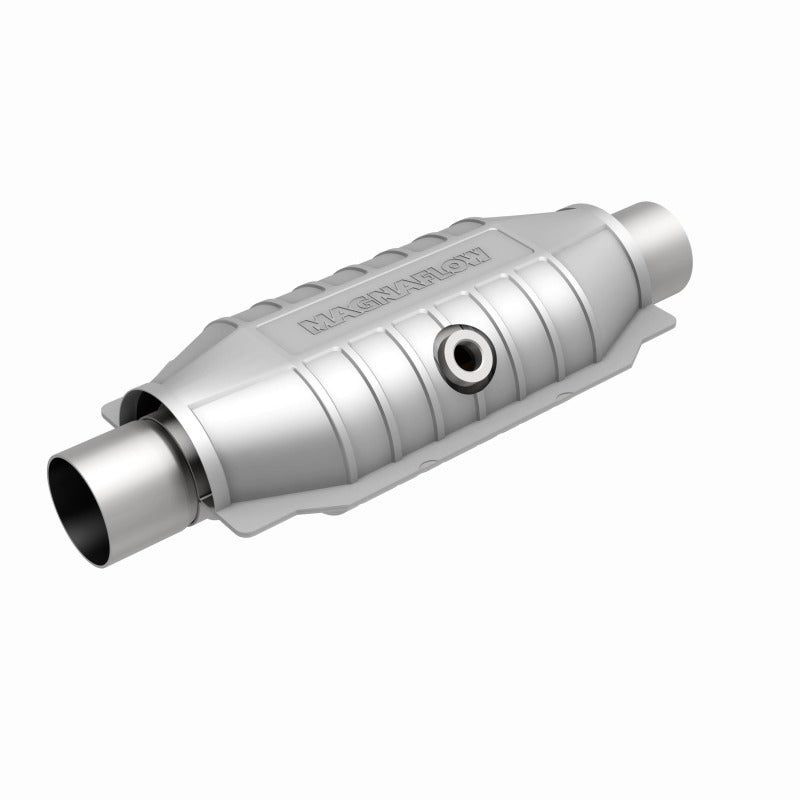 MagnaFlow Universal Catalytic Converter 2.50 Mid O2 Rear