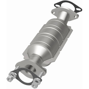 MagnaFlow Direct Fit Catalytic Converter 06-10 Hyundai Elantra 2.0L Rear/2011 Kia Soul 2.0L Rear