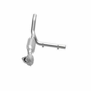 MagnaFlow Direct Fit Catalytic Converter 97-98 Ford F-150 Pickup 4.2L P/S 4WD