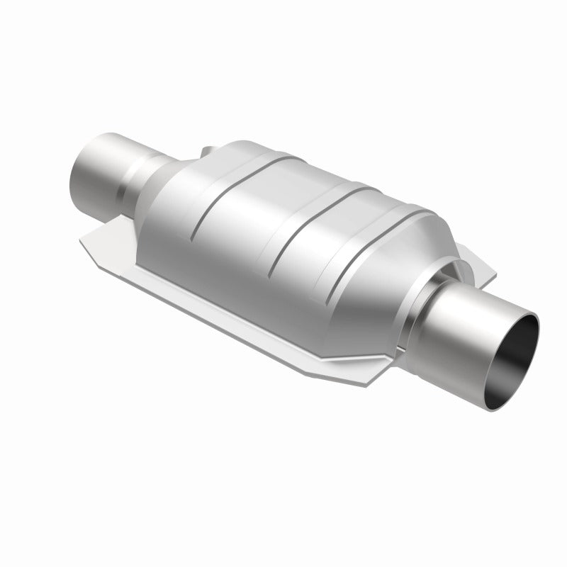 MagnaFlow Universal Catalytic Converter 2 W/Single O2 Boss