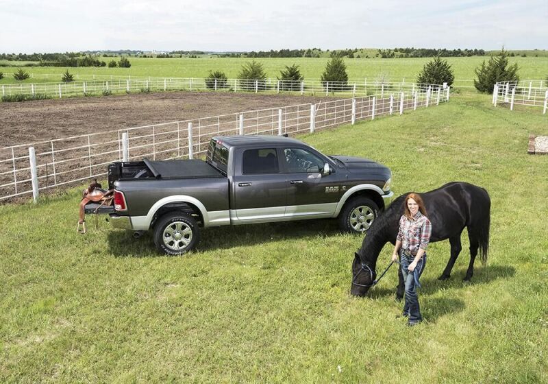 Truxedo 16-20 Nissan Titan w/o Track System 6ft 6in TruXport Bed Cover
