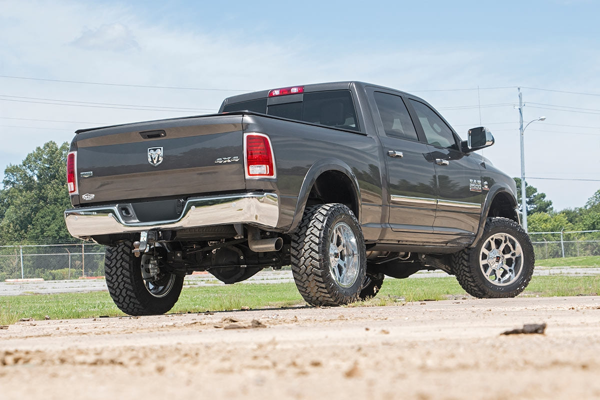 Rough Country 2.5 Inch Lift Kit | Ram 2500 4WD (2014-2026)