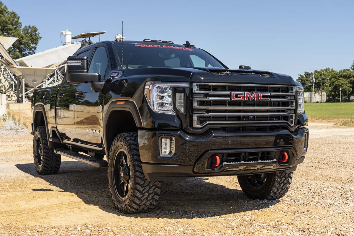 Rough Country 3 Inch Lift Kit | Chevy/GMC 2500HD/3500HD 2WD/4WD (20-26)