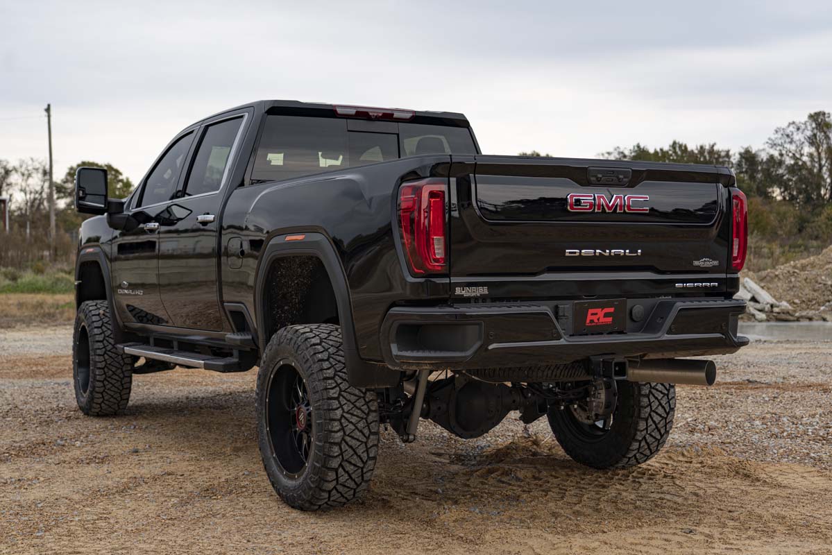 Rough Country 7 Inch Lift Kit NTD | Chevy/GMC 2500HD/3500HD 2WD/4WD (20-26)