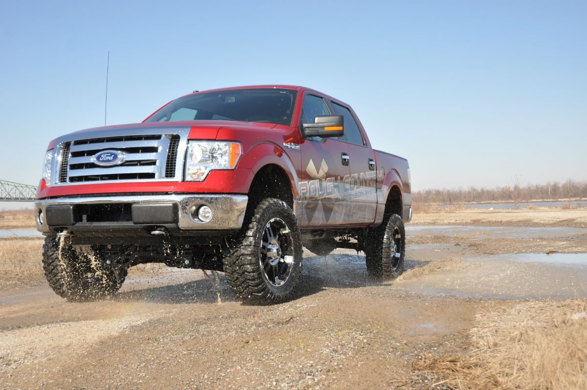 Rough Country 6 Inch Lift Kit | Ford F-150 4WD (2009-2010)